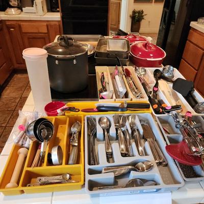 Sale Photo Thumbnail #46