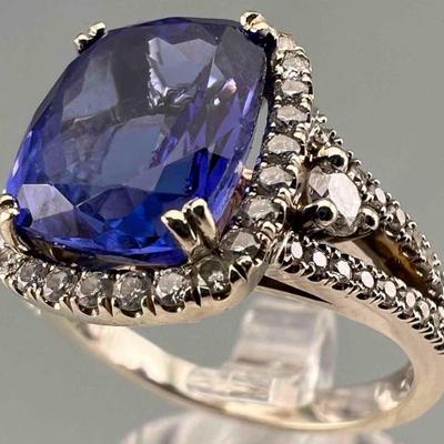 Sale Photo Thumbnail #4