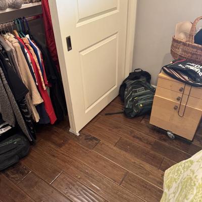 Sale Photo Thumbnail #199