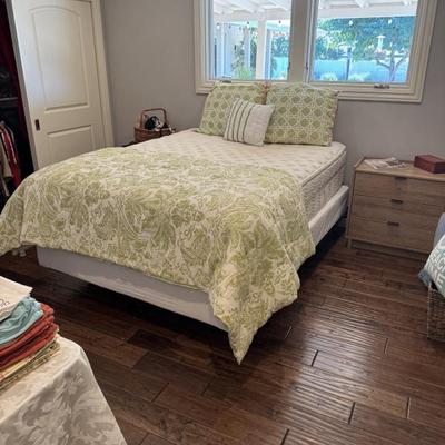 Sale Photo Thumbnail #201