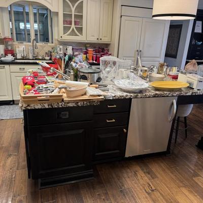 Sale Photo Thumbnail #16