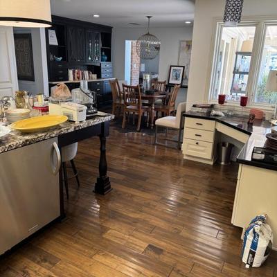 Sale Photo Thumbnail #14