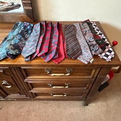 Sale Photo Thumbnail #235