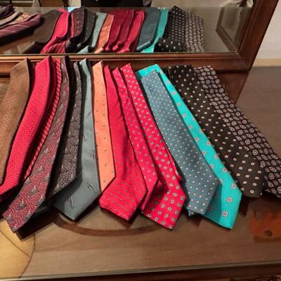 Sale Photo Thumbnail #178