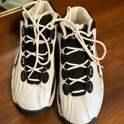 Sale Photo Thumbnail #30