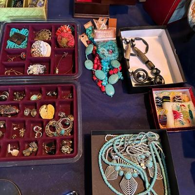 Sale Photo Thumbnail #40