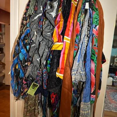 Sale Photo Thumbnail #109