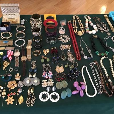 Sale Photo Thumbnail #107