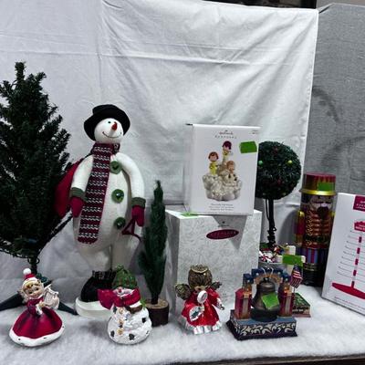 Sale Photo Thumbnail #108