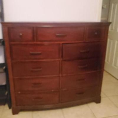 Sale Photo Thumbnail #33