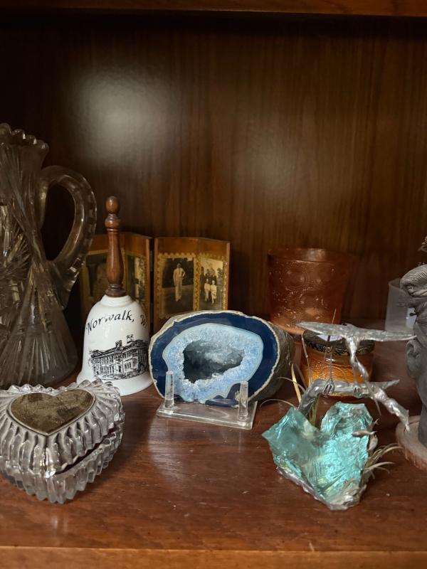 Sale Photo Thumbnail #4