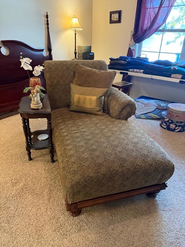 Sale Photo Thumbnail #9