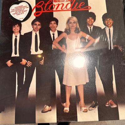 Sale Photo Thumbnail #744