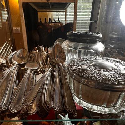 Sale Photo Thumbnail #104