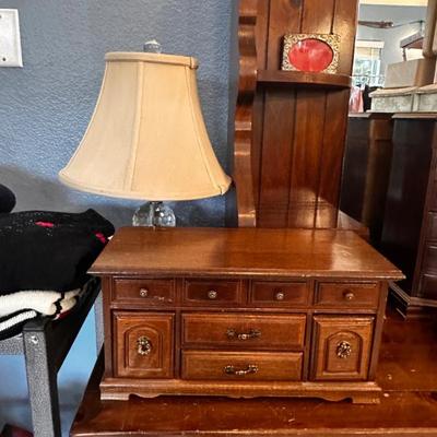 Sale Photo Thumbnail #654