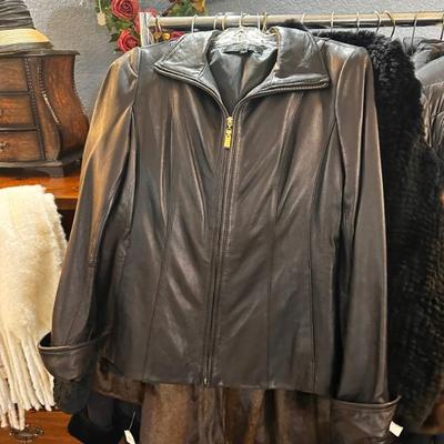 Sale Photo Thumbnail #871