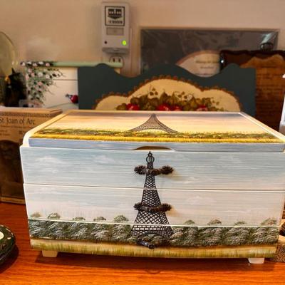 Sale Photo Thumbnail #528