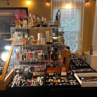 Sale Photo Thumbnail #139