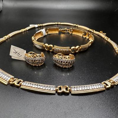 Sale Photo Thumbnail #97