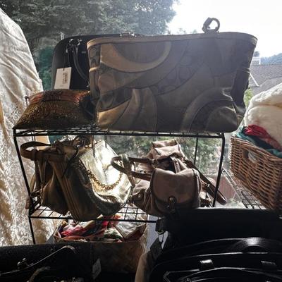 Sale Photo Thumbnail #677