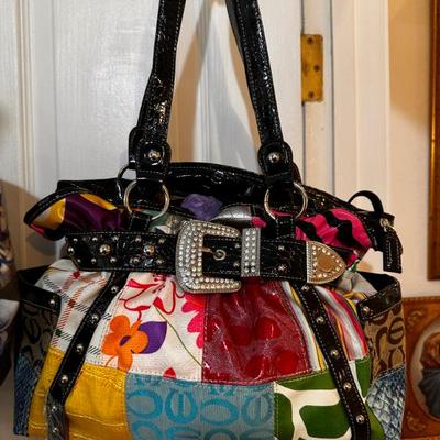 Sale Photo Thumbnail #678