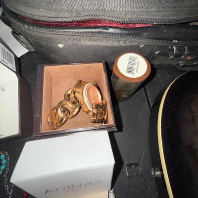 Sale Photo Thumbnail #193