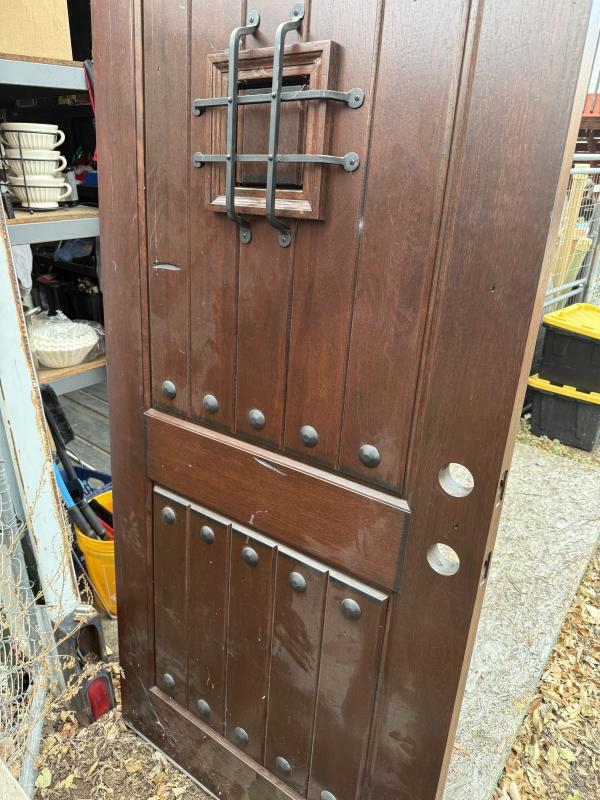 Sale Photo Thumbnail #441