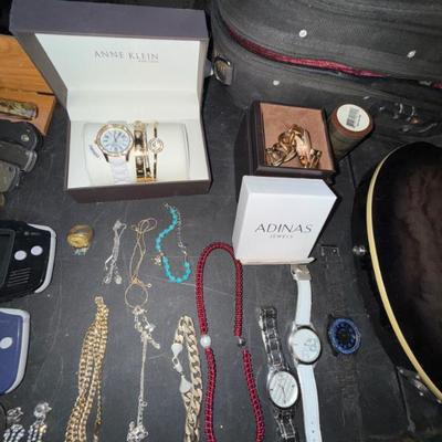 Sale Photo Thumbnail #197