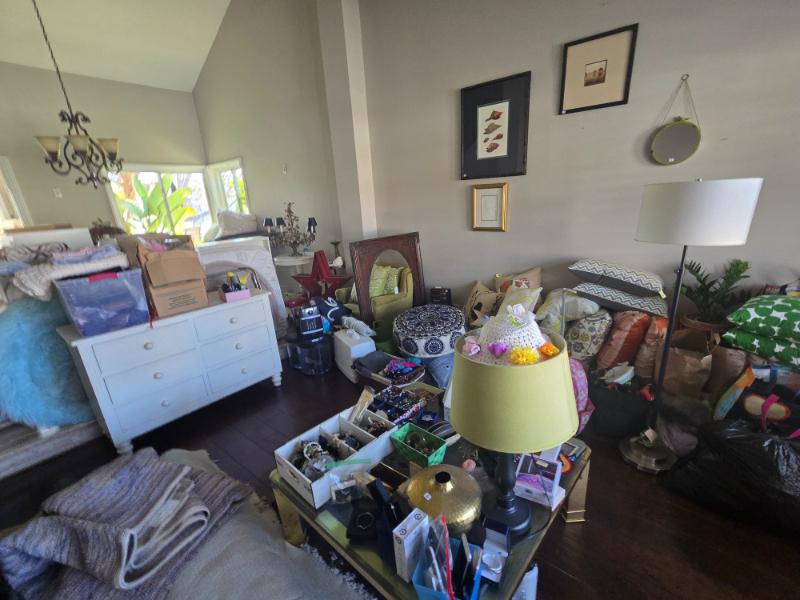 Sale Photo Thumbnail #10