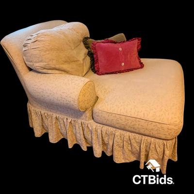 DS203 - Broyill Upholstered Double Armchair