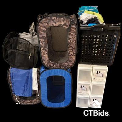 DS519 - Laundry Baskets /bins/bags, Large Group