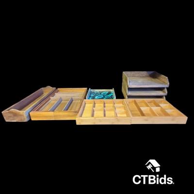 DS406 - Assorted Wooden Organizers 