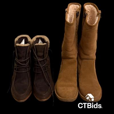 DS114 - 2 Pairs Women's UGG Boots - Size 6 - 