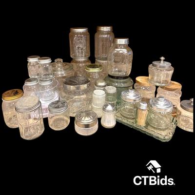 DS507 - Miscellaneous Jar Group 