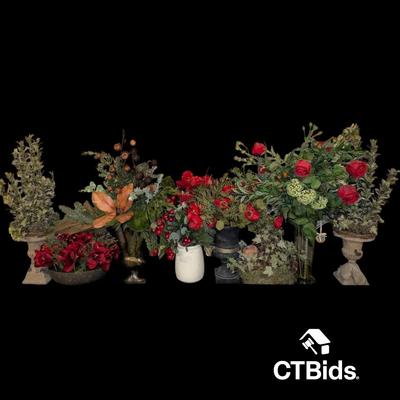 DS418 - Floral Vases and Arrangements 