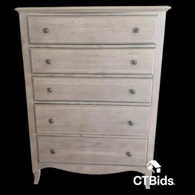 DS200 - Aspenhome  Chest Of Drawers