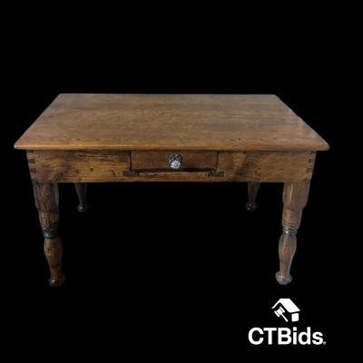 DS409 - Wooden Table With Drawer 