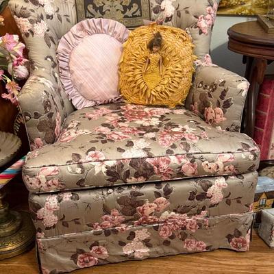 Sale Photo Thumbnail #377