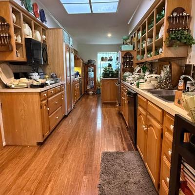 Sale Photo Thumbnail #223