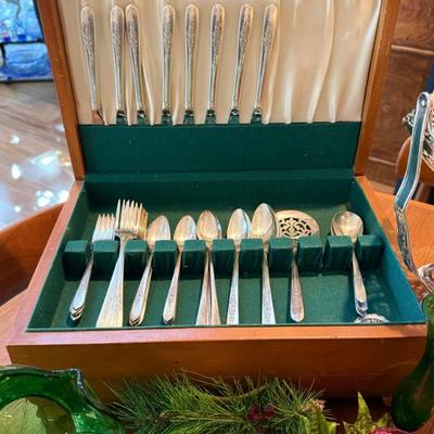 Sale Photo Thumbnail #110