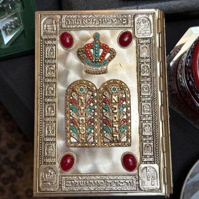 Sale Photo Thumbnail #365