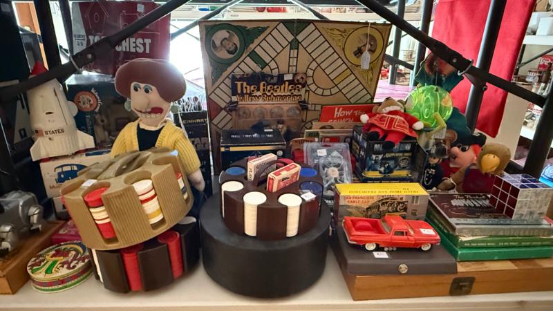 Sale Photo Thumbnail #593