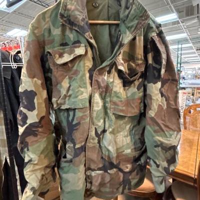 Sale Photo Thumbnail #261