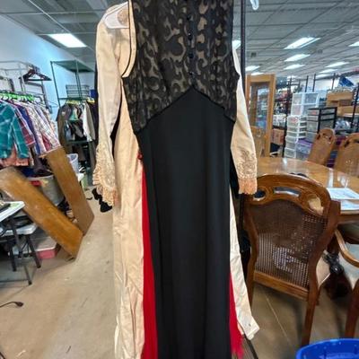 Sale Photo Thumbnail #105