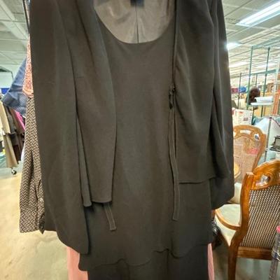 Sale Photo Thumbnail #38