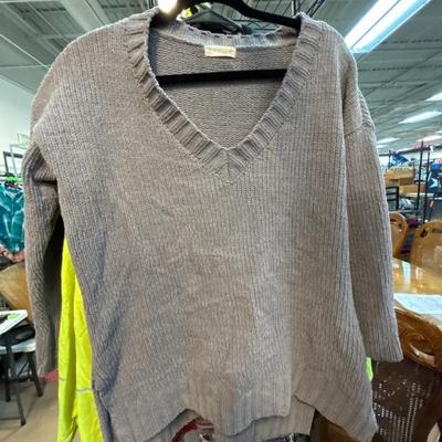 Sale Photo Thumbnail #142