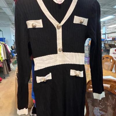 Sale Photo Thumbnail #173