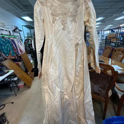 Sale Photo Thumbnail #103