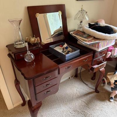 Sale Photo Thumbnail #26