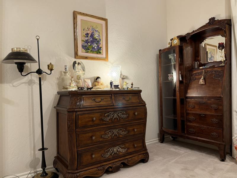 Sale Photo Thumbnail #9